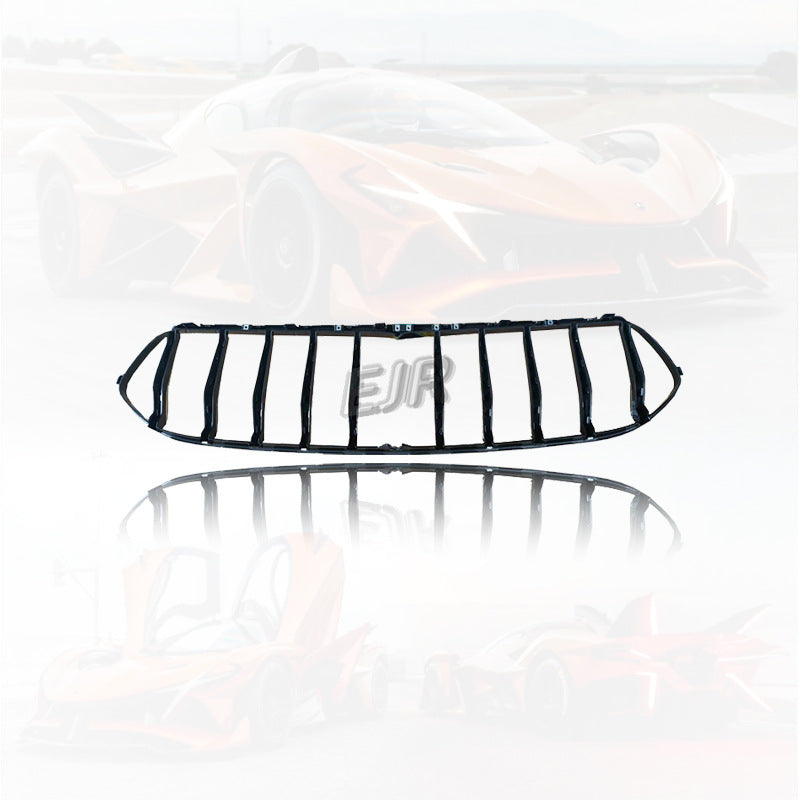 Maserati Quattroporte M156 center radiator grille