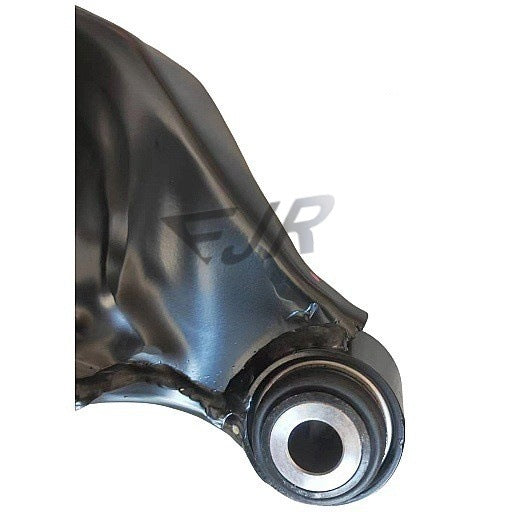 Maserati rear control arm 670036580 bushing detail