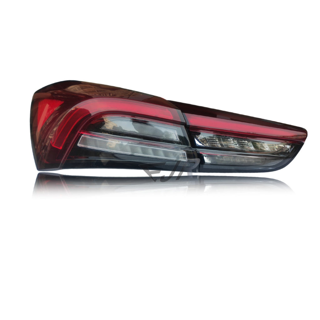 Maserati Ghibli LED rear lamp brake light view