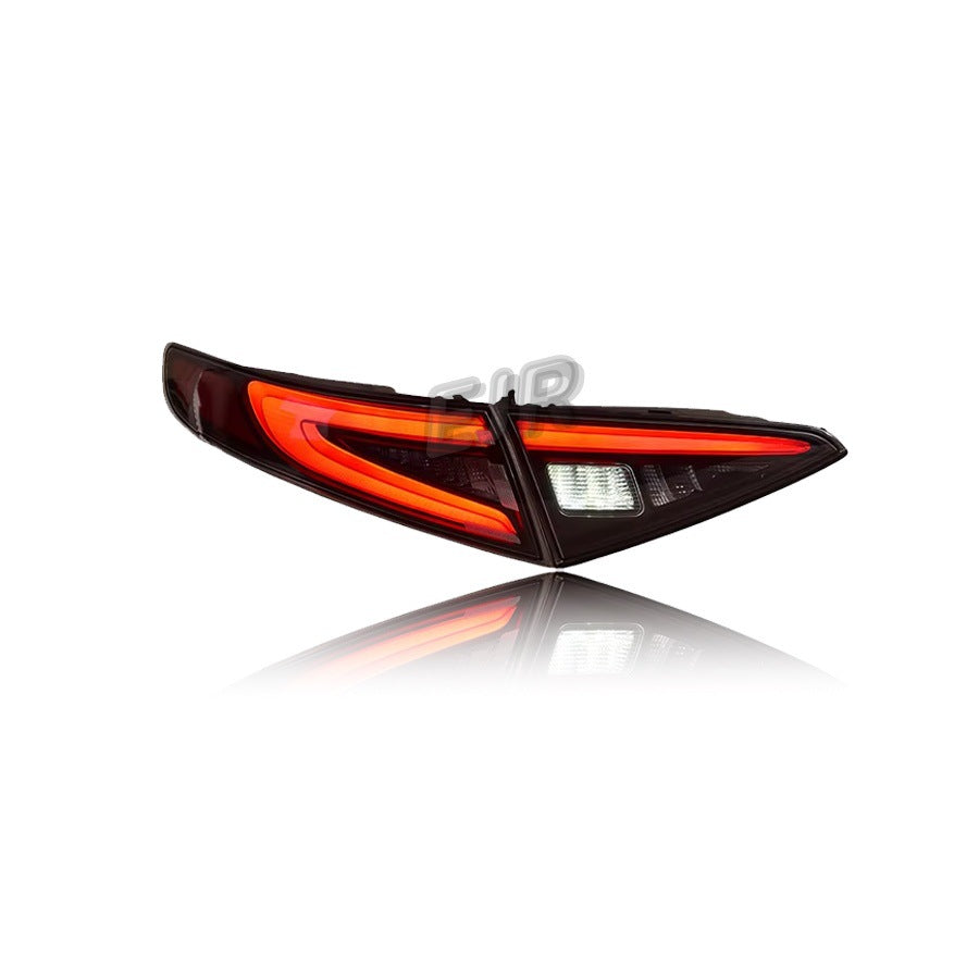 Alfa Romeo Giulia LED rear light with reverse lamp detail